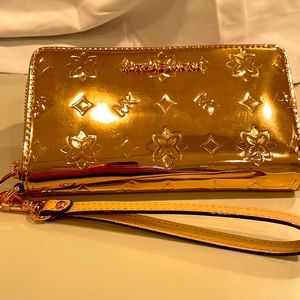 Michael kors wristlet. Rose gold lg flat phone case/wallet.  Jet set travel